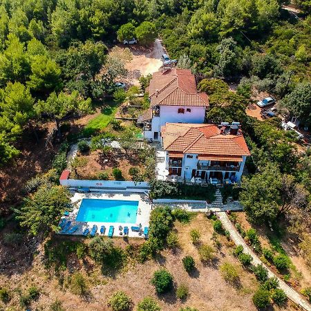 Studios Avra Agios Georgios  المظهر الخارجي الصورة