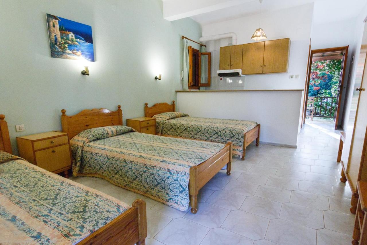 Studios Avra Agios Georgios  المظهر الخارجي الصورة