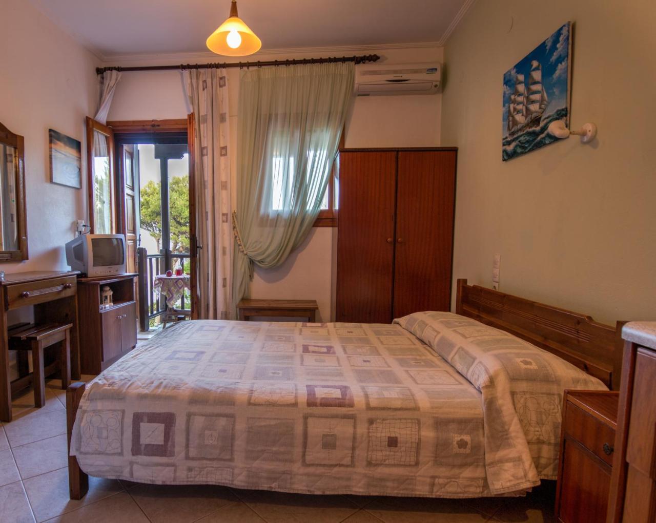 Studios Avra Agios Georgios  المظهر الخارجي الصورة