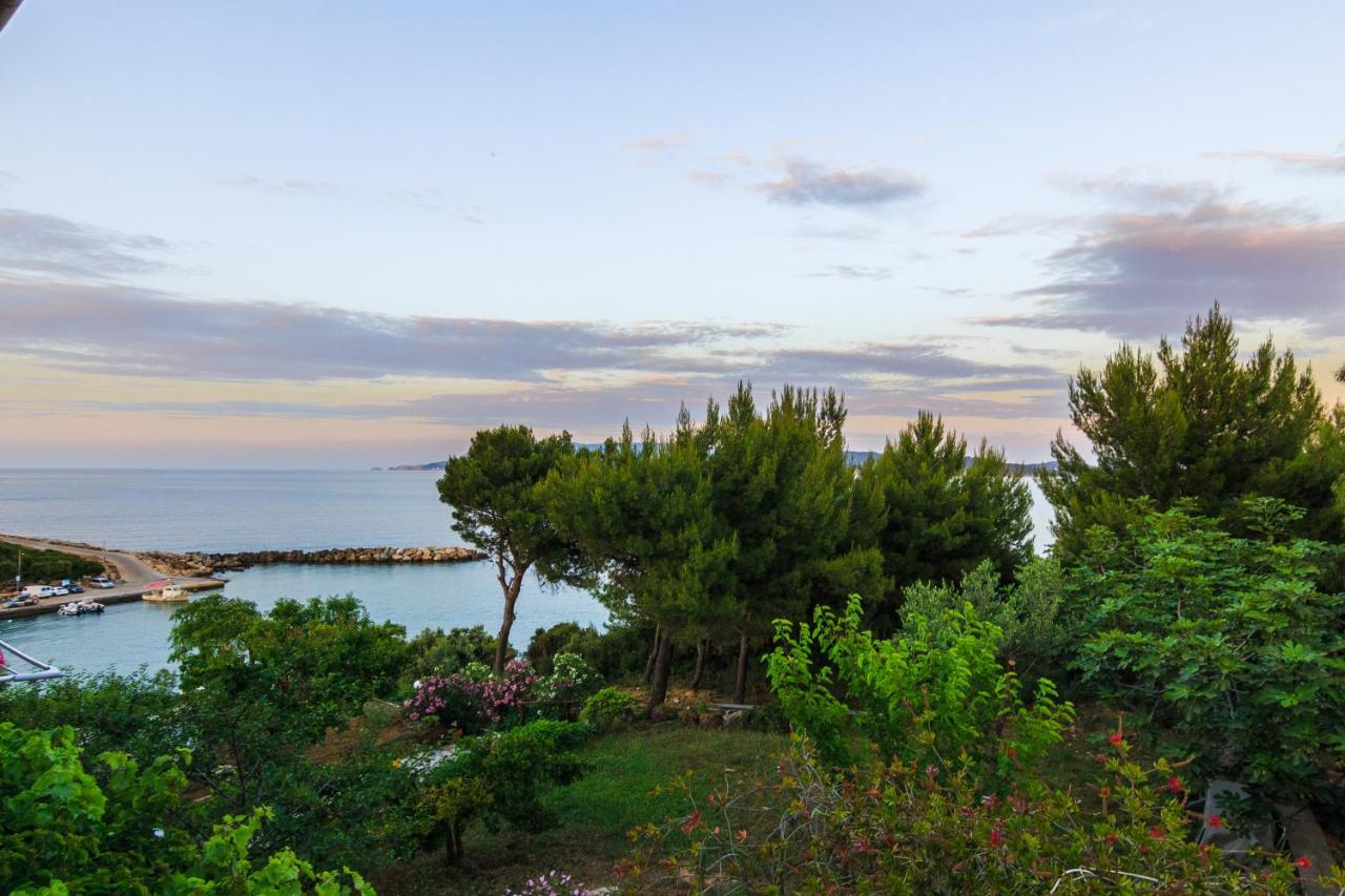 Studios Avra Agios Georgios  المظهر الخارجي الصورة